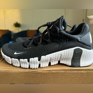 Men’s Nike Free Metcon 4 Sneakers Size 8.5